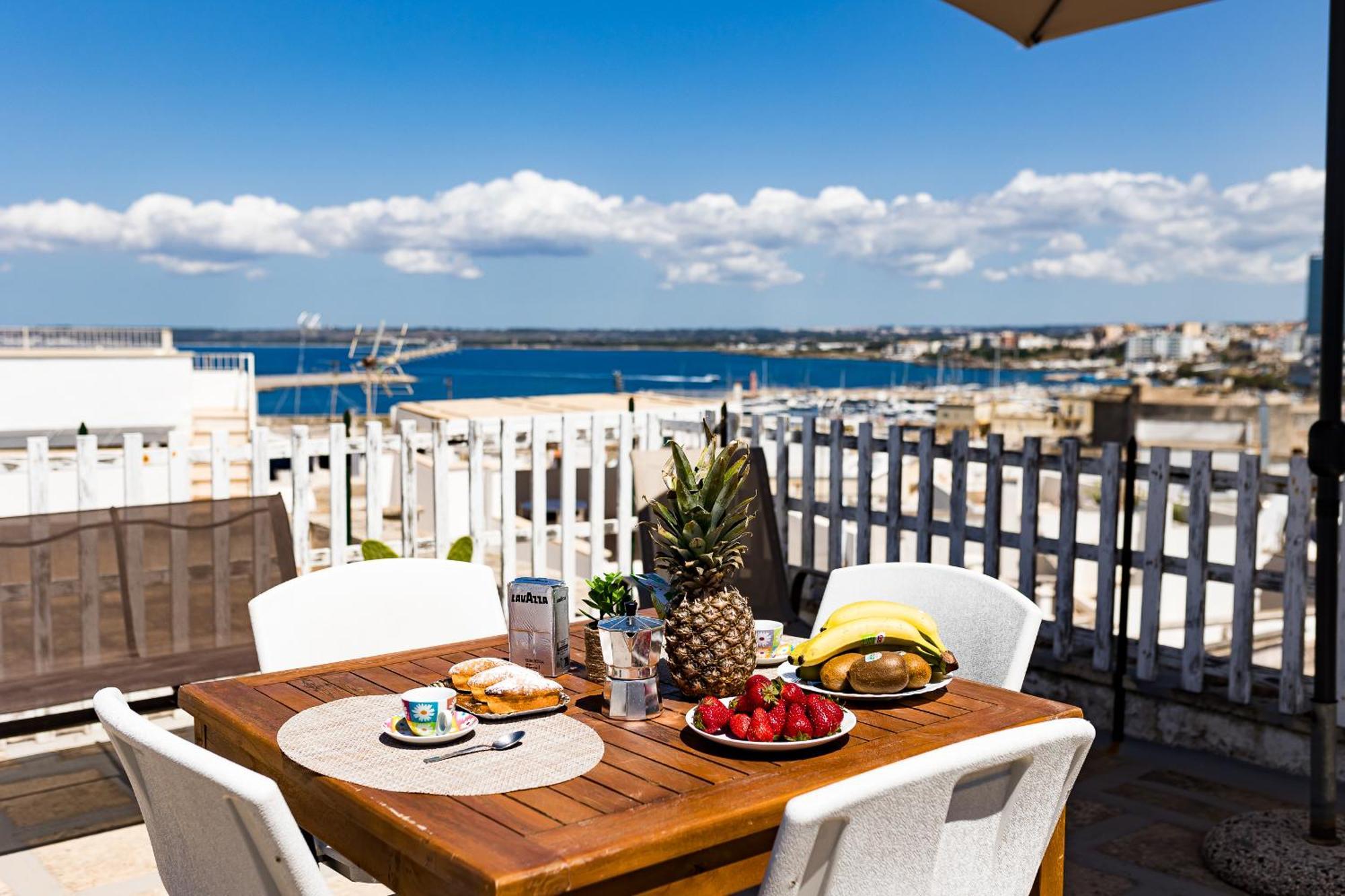 Corte De Maio - Exclusive Terrace - By Click Salento ガリポリ エクステリア 写真